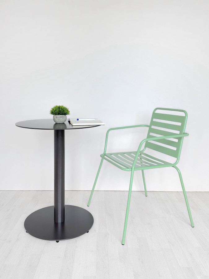 Стол Solar + Стул Grill U line Стол Solar + Стул Grill U line